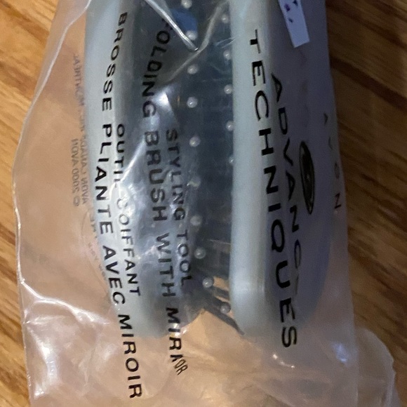 4/$20 NWT AVON Advance Techniques Folding Hairbrush Travel Hairbrush Beauty Tool - Picture 10 of 11